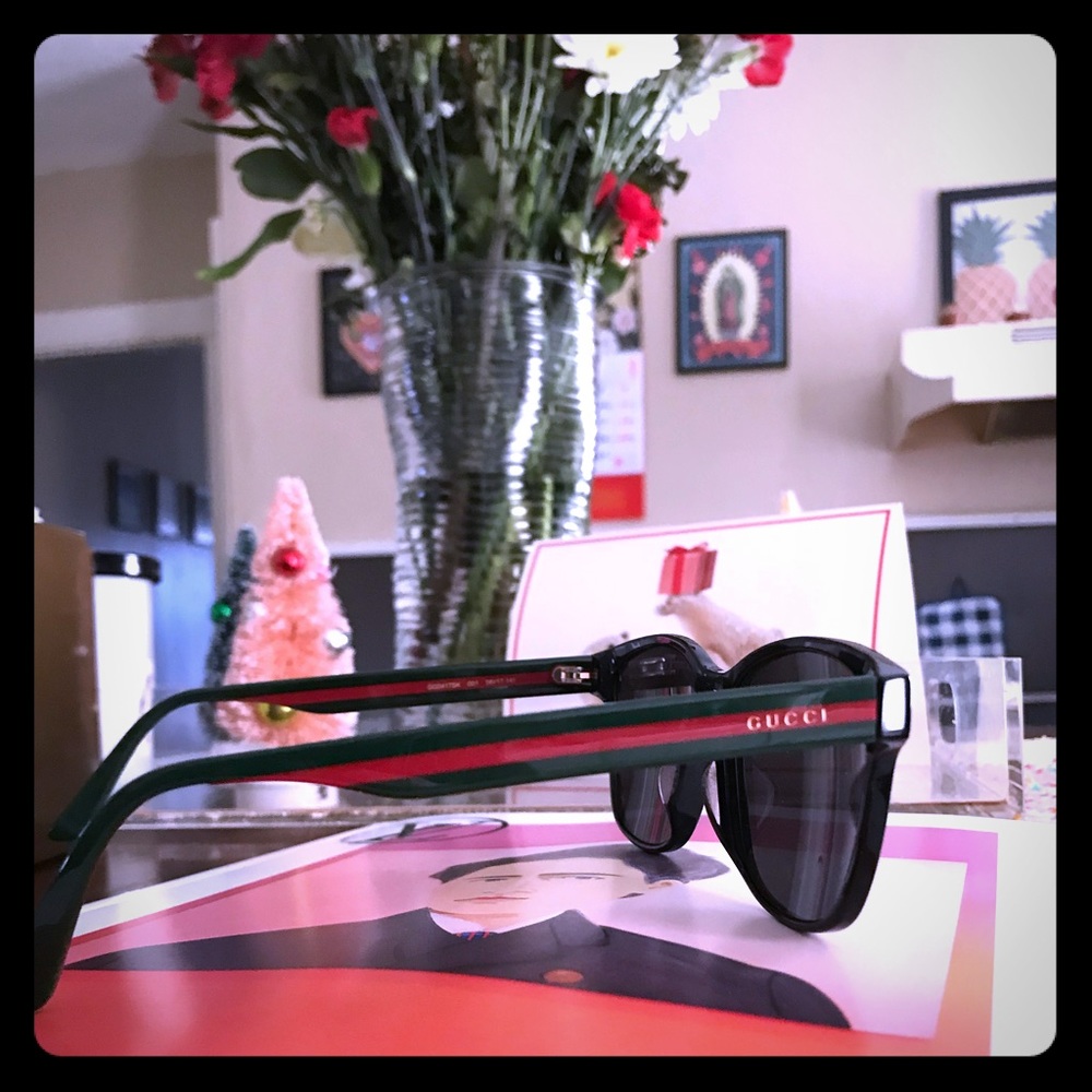 Gucci 2019 red & green sunglasses